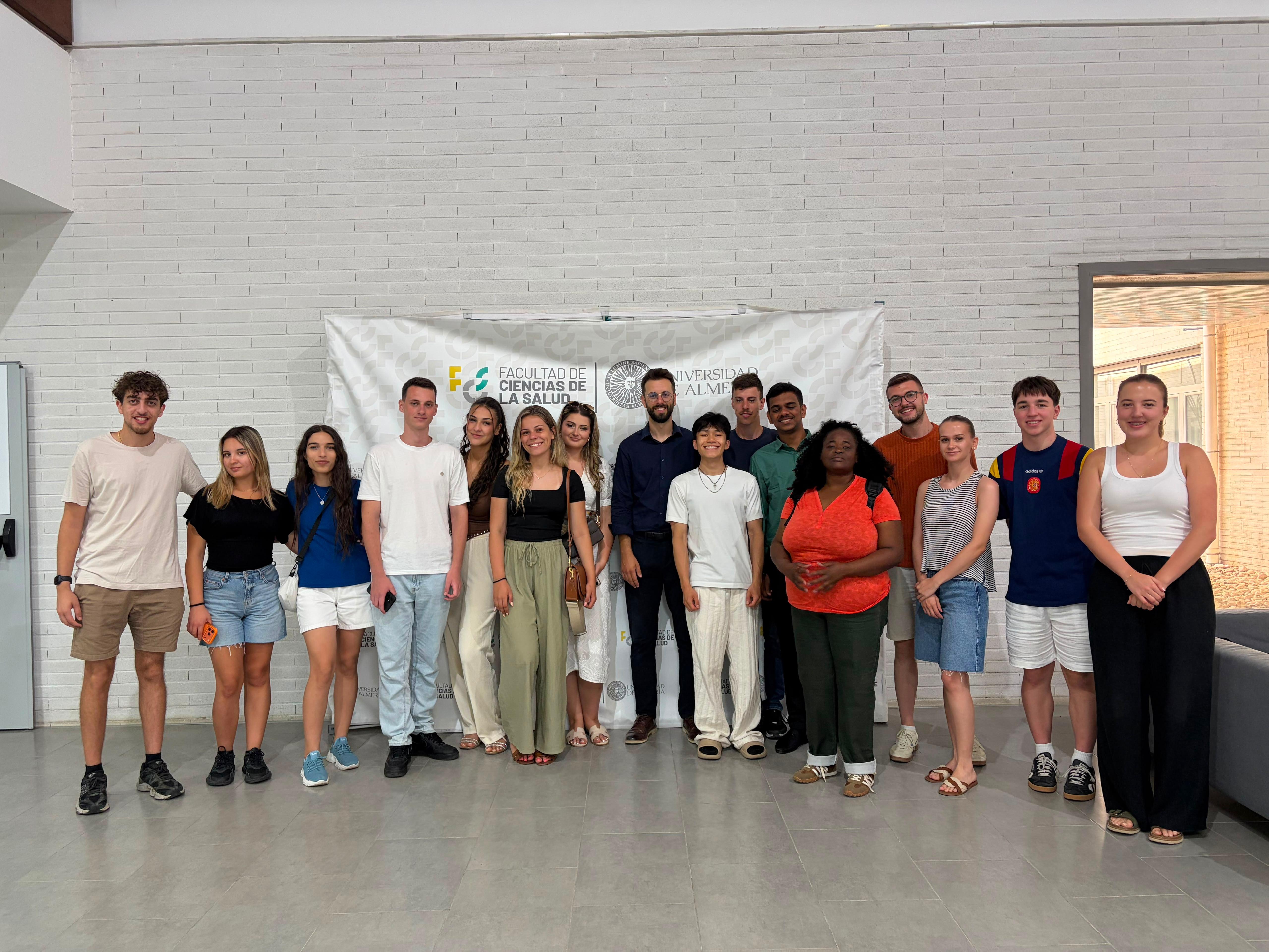 Studenti psihologije IUS-a učestvovali na Erasmus+ ljetnoj školi Univerziteta u Almeríji Studenti psihologije IUS-a učestvovali na Erasmus+ ljetnoj školi Univerziteta u Almeríji