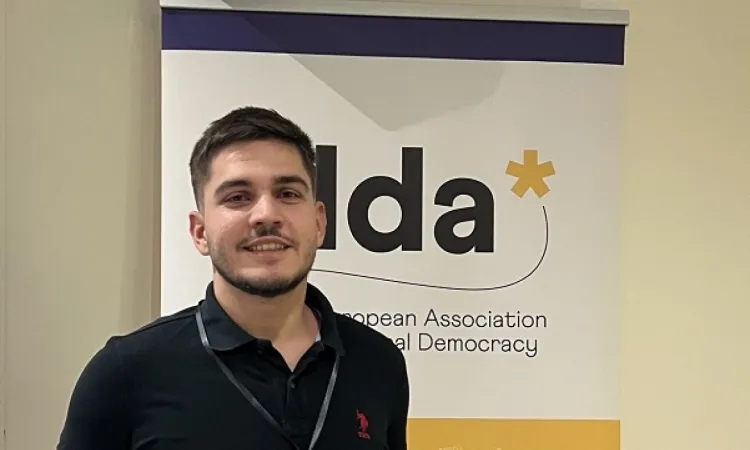 PSY Student Jusuf Mičijević at International Peace Forum in Paris