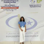 IUS Psikoloji Bölümü Araştırma Görevlisi İman Ehnech-Seran, Uluslararası Psikofarmakoloji Kongresi’nde Araştırmasını Sundu